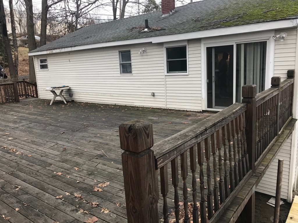 5 Wrentham Road Worcester, MA 01602 - Photo 8 of 40