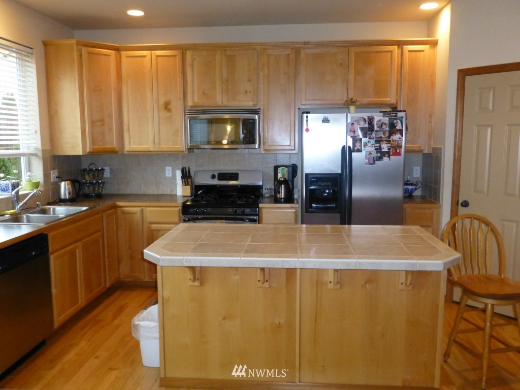 21114 1st Avenue West Bothell, WA 98021 - Photo 8 of 15