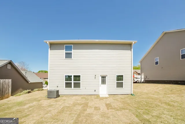 a view of a house with a outdoor space
