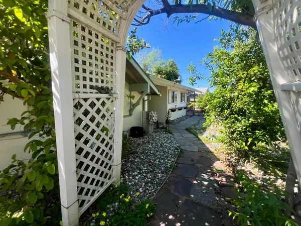 $409,999 | 7016 Peck Drive, Sacramento, CA 95828