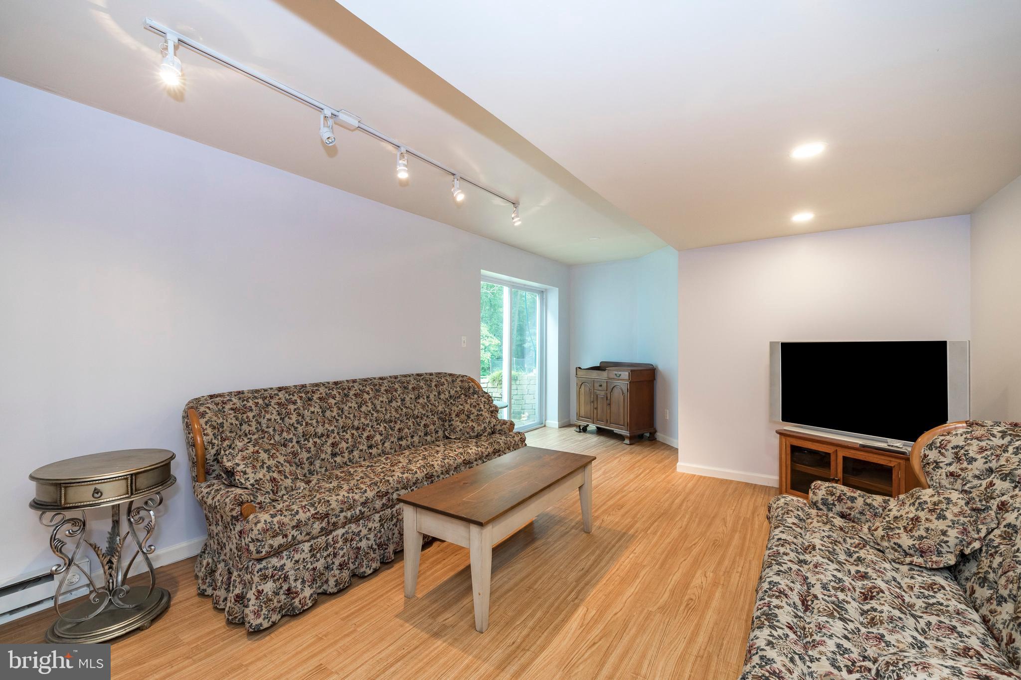 420 Hatteras Road Coatesville, PA 19320 - Photo 37 of 49 Gallery Image 37