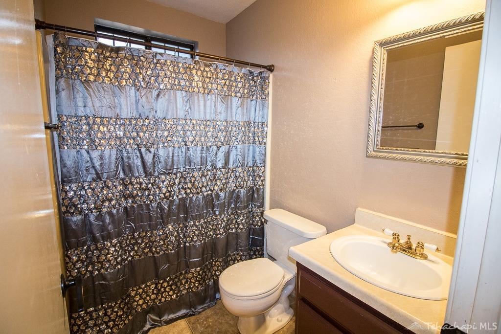 30070 North Lower Valley Road Tehachapi, CA 93561 - Photo 32 of 51 Gallery Image 32
