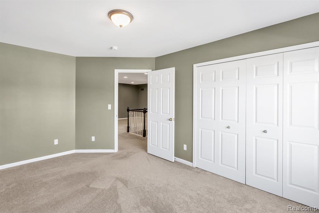 730 East Bluff Court Rochester Hills, MI 48306 - Photo 19 of 34