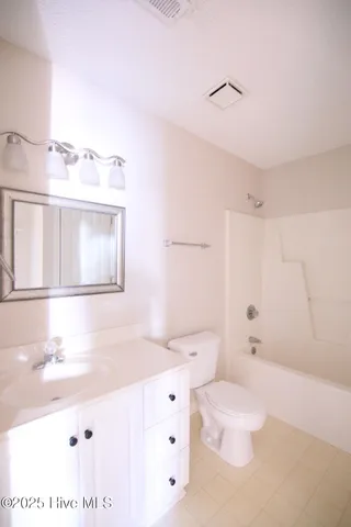 $1,300 | 525 Spring Forest Road, Unit G, Greenville, NC 27834