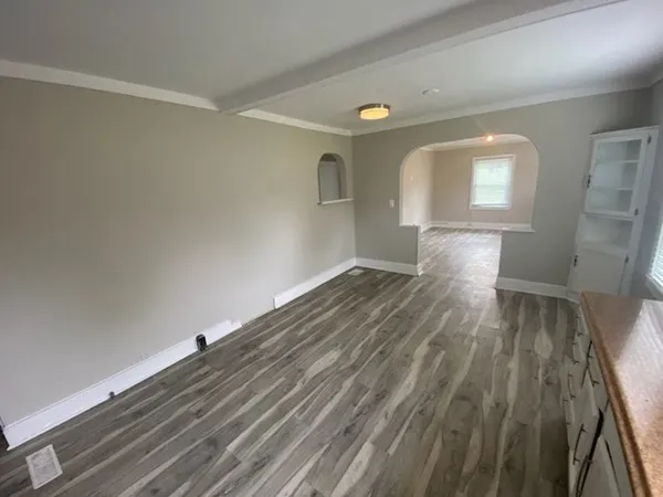 $1,595 | 1976 Loney Drive, Nashville, TN 37210