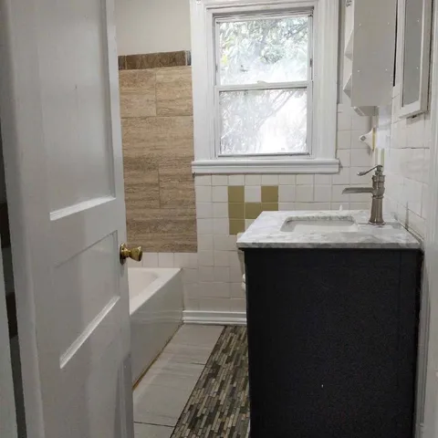 $1,595 | 1976 Loney Drive, Nashville, TN 37210