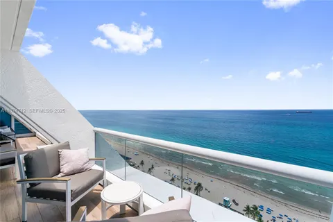 $1,100,000 | 551 North Fort Lauderdale Beach Boulevard, Unit R2212, Fort Lauderdale, FL 33304