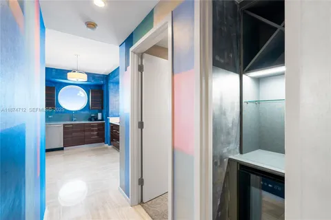 $1,100,000 | 551 North Fort Lauderdale Beach Boulevard, Unit R2212, Fort Lauderdale, FL 33304