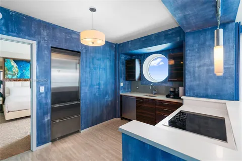 $1,100,000 | 551 North Fort Lauderdale Beach Boulevard, Unit R2212, Fort Lauderdale, FL 33304