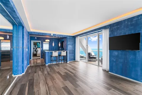 $1,100,000 | 551 North Fort Lauderdale Beach Boulevard, Unit R2212, Fort Lauderdale, FL 33304