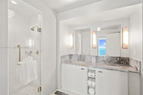 $1,100,000 | 551 North Fort Lauderdale Beach Boulevard, Unit R2212, Fort Lauderdale, FL 33304