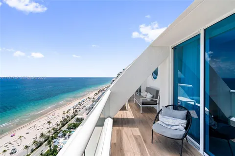 $1,100,000 | 551 North Fort Lauderdale Beach Boulevard, Unit R2212, Fort Lauderdale, FL 33304