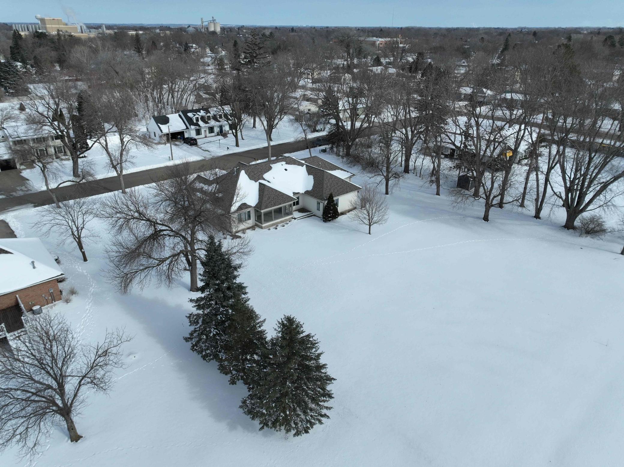 417 Golf Terrace Litchfield, MN 55355 - Photo 30 of 48