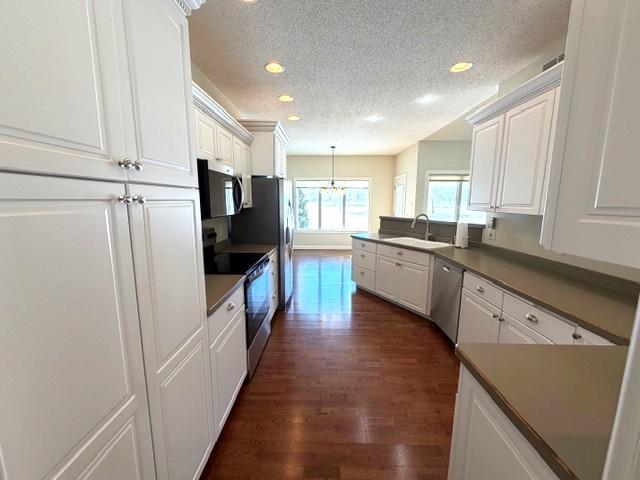 417 Golf Terrace Litchfield, MN 55355 - Photo 6 of 48