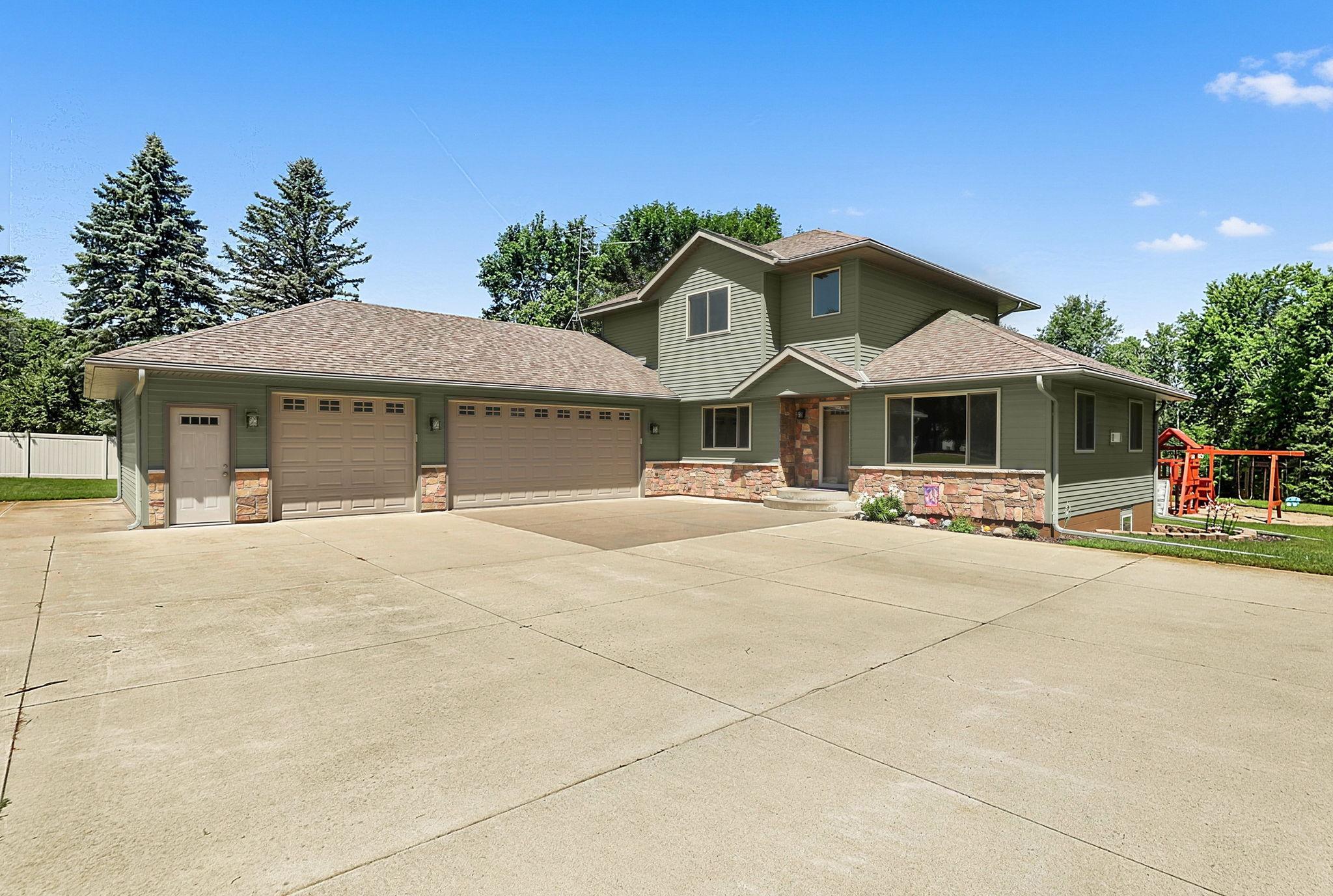 37785 Sunnyfield Circle Avon, MN 56310 - Photo 1 of 39