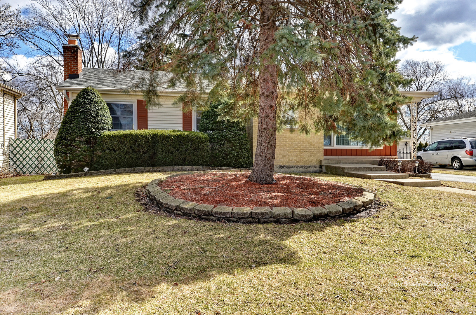 873 Iowa Avenue Addison, IL 60101 - Photo 2 of 23