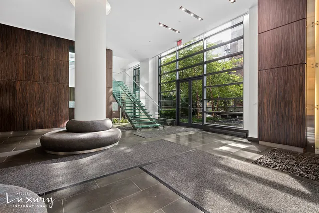 $1,195,000 | Undisclosed Address | Hell's Kitchen