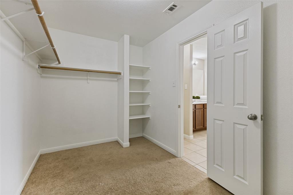 192 Buffalo Ridge Road Newark, TX 76071 - Photo 22 of 33 Walk in Primary Closet