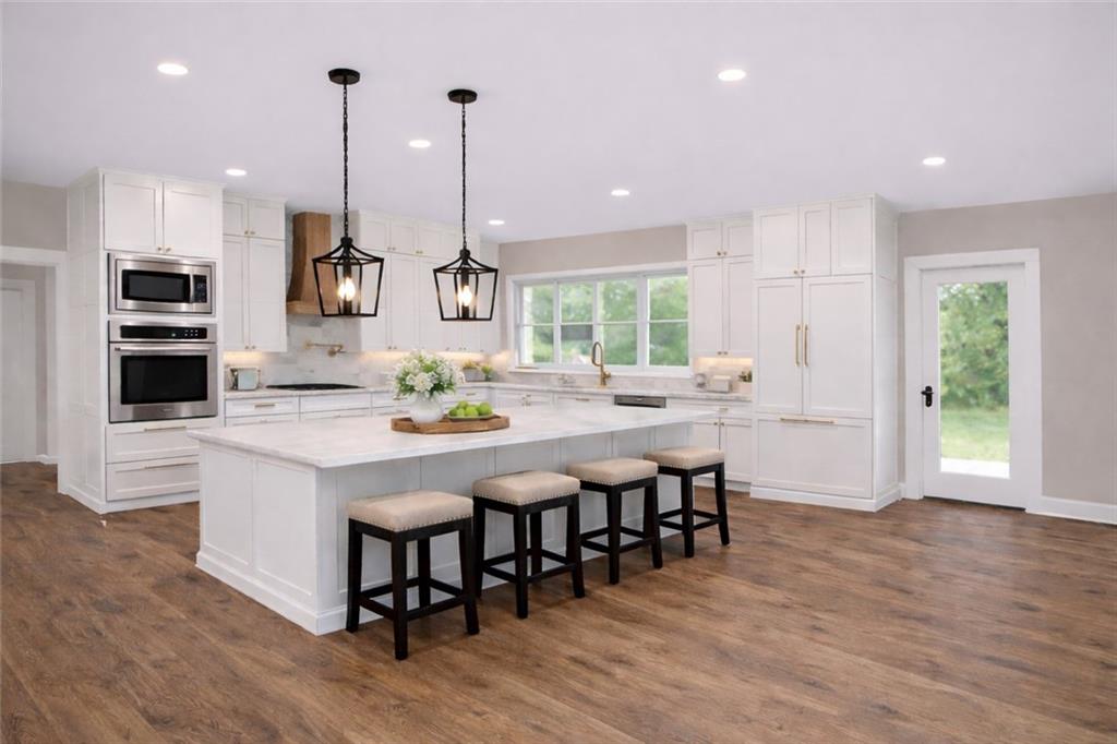 17090 Smith Road Smithville, MO 64089 - Photo 21 of 28 Gallery Image 21
