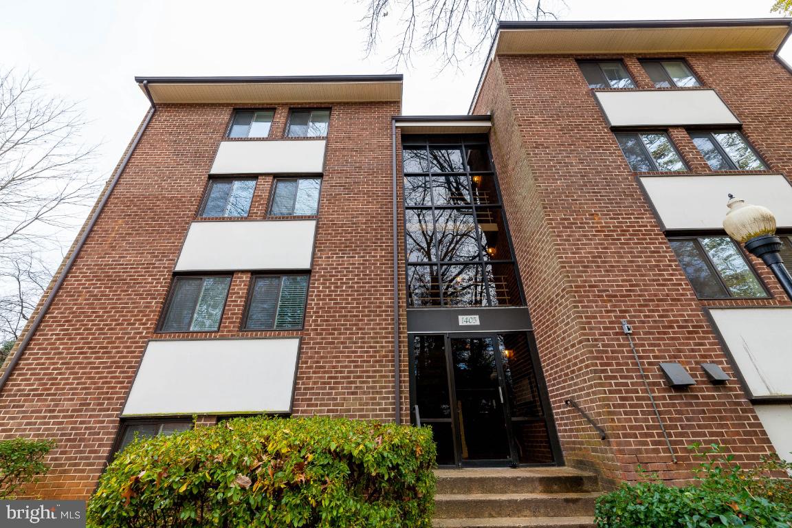 1405 Northgate Square, Unit 11C Reston, VA 20190 - Photo 2 of 31 Gallery Image 2