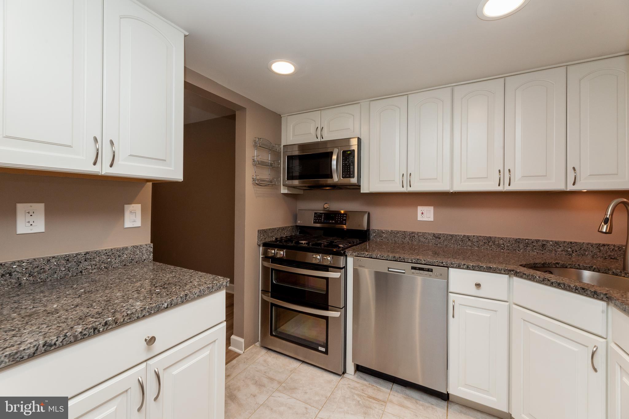 1405 Northgate Square, Unit 11C Reston, VA 20190 - Photo 5 of 31 Kitchen Updated in 2017
