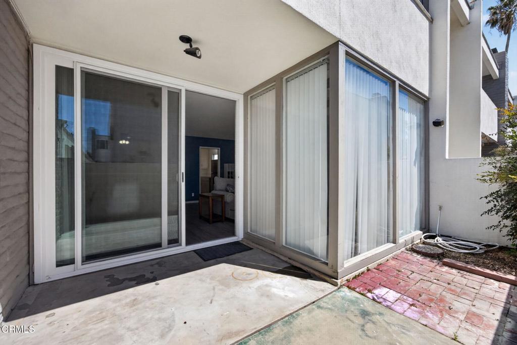 1335 Edgewood Way Oxnard, CA 93030 - Photo 24 of 27