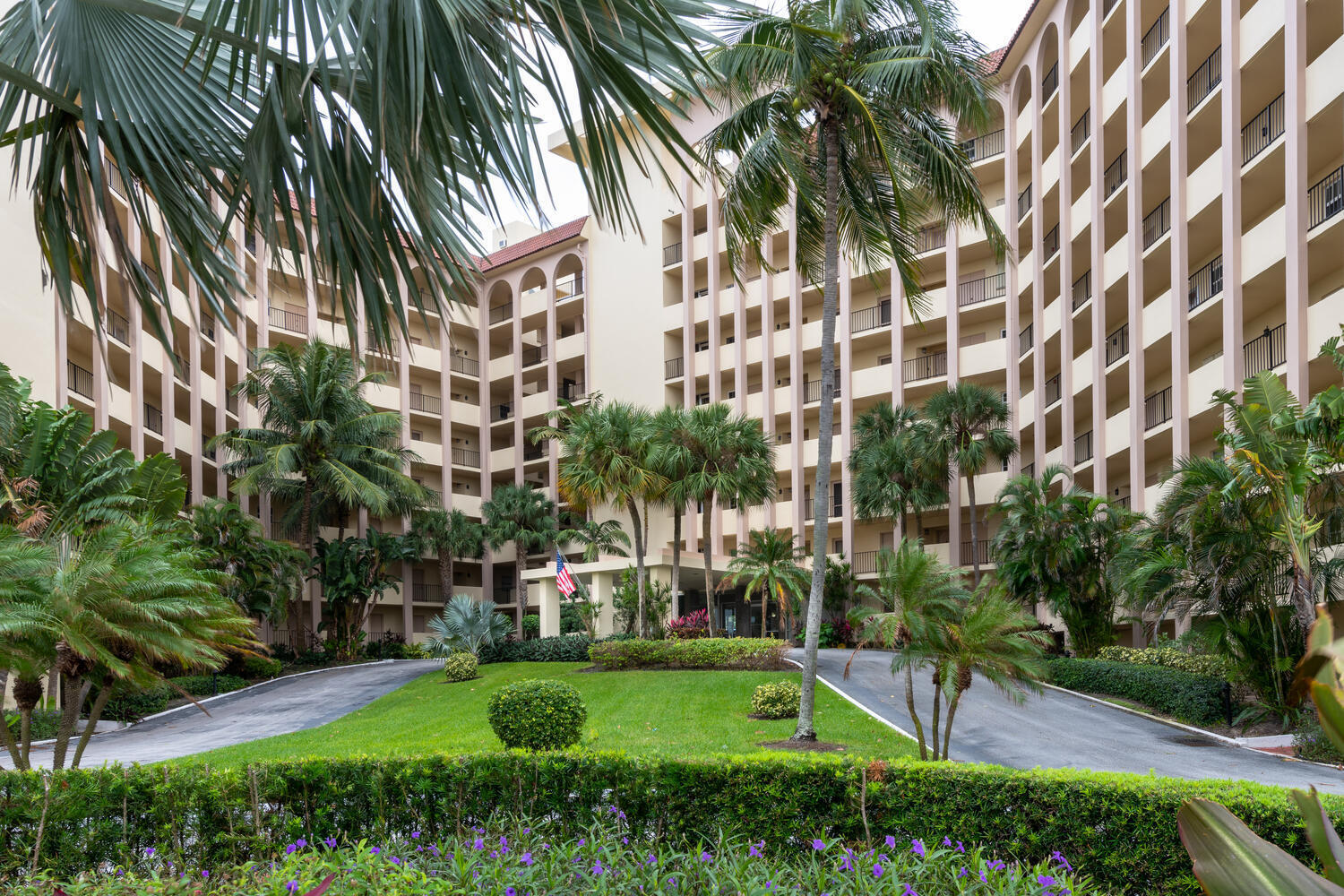 3475 South Ocean Boulevard, Unit 2160 Palm Beach, FL 33480 - Photo 2 of 54 a view of a multi story building