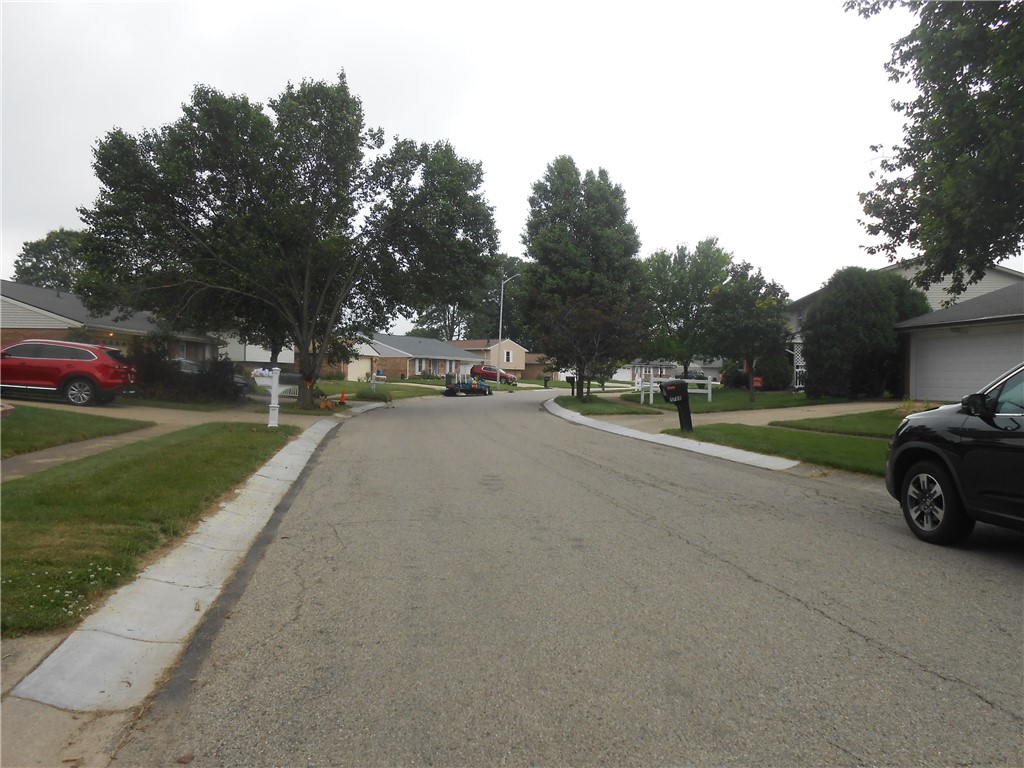 5778 Waynegate Road Huber Heights, OH 45424 - Photo 10 of 38
