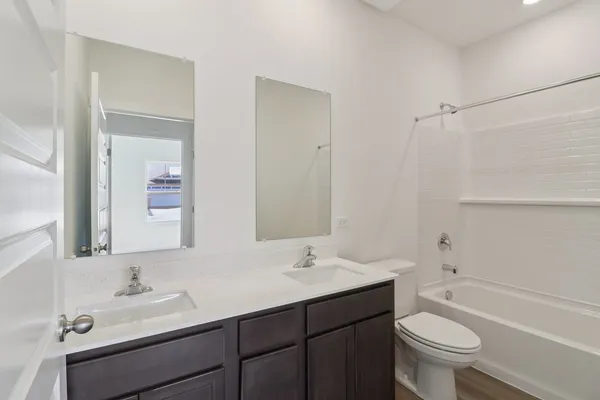 $434,990 | 1111 Bluebell Lane, Bartlett, IL 60103