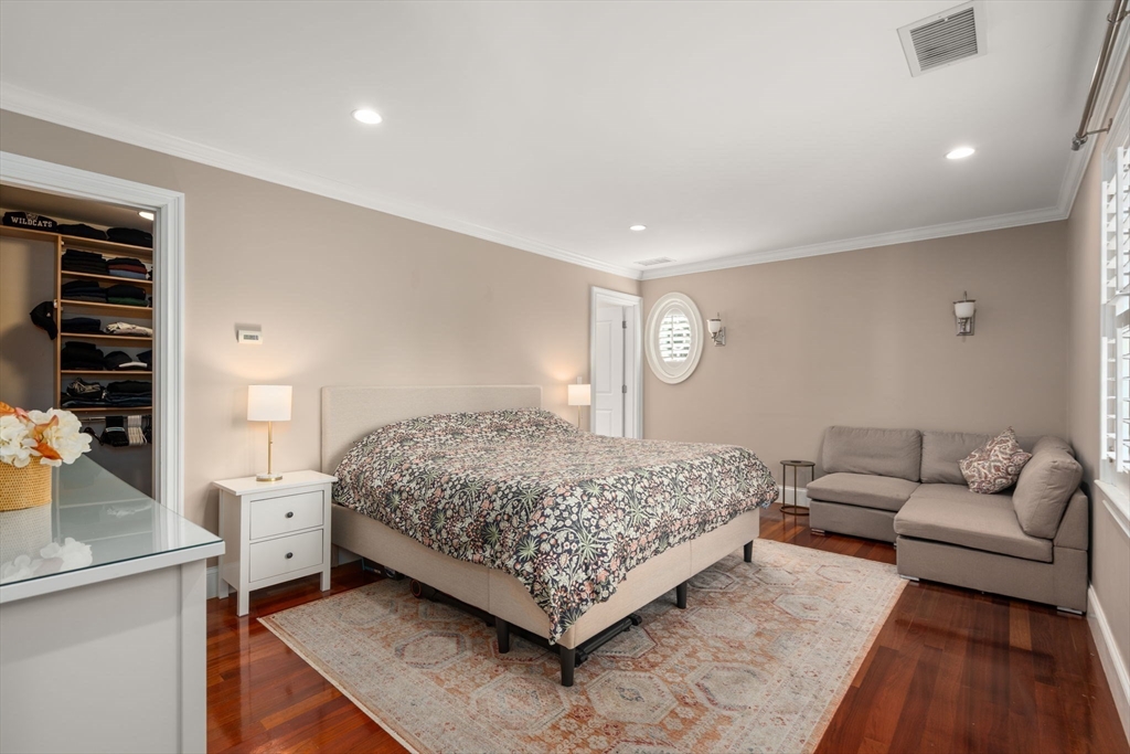 64 Oak Street Weston, MA 02493 - Photo 18 of 35