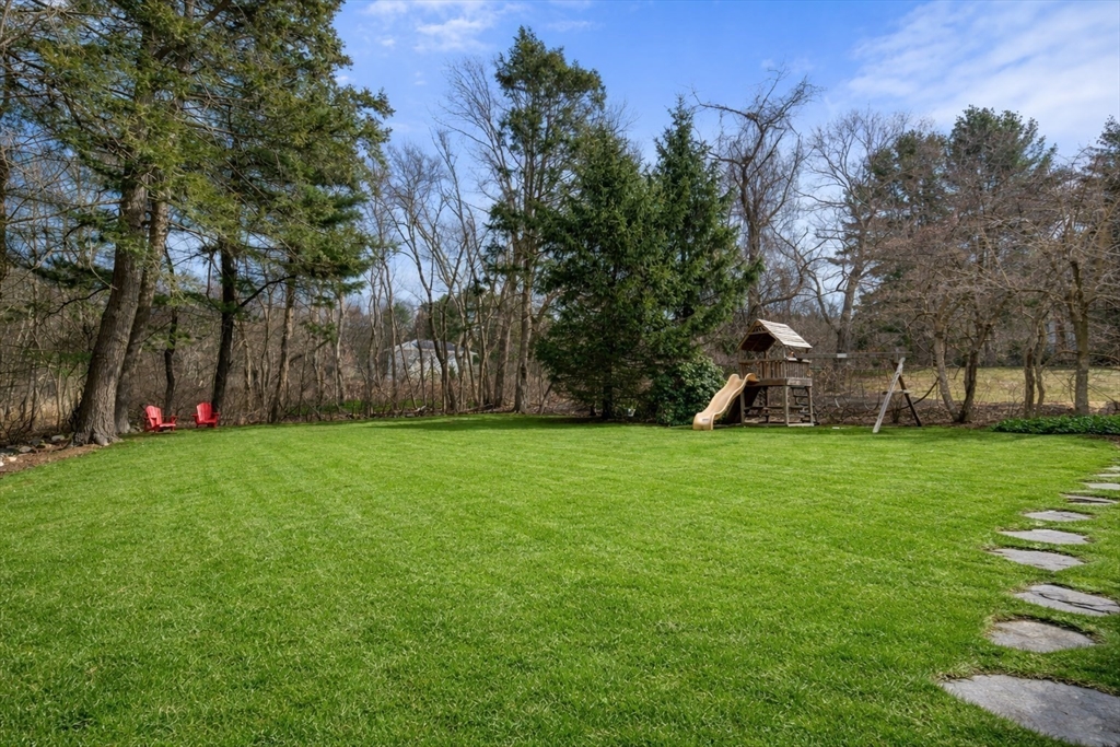 64 Oak Street Weston, MA 02493 - Photo 2 of 35