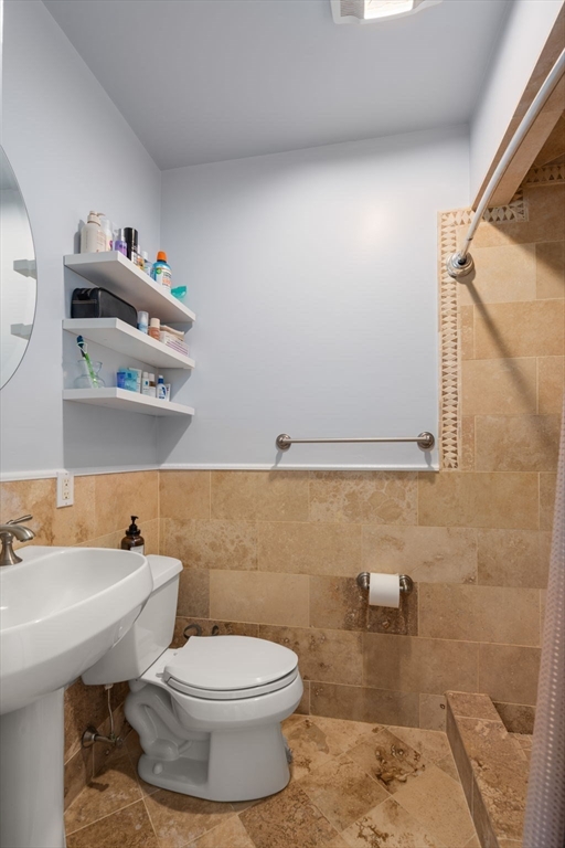 64 Oak Street Weston, MA 02493 - Photo 23 of 35