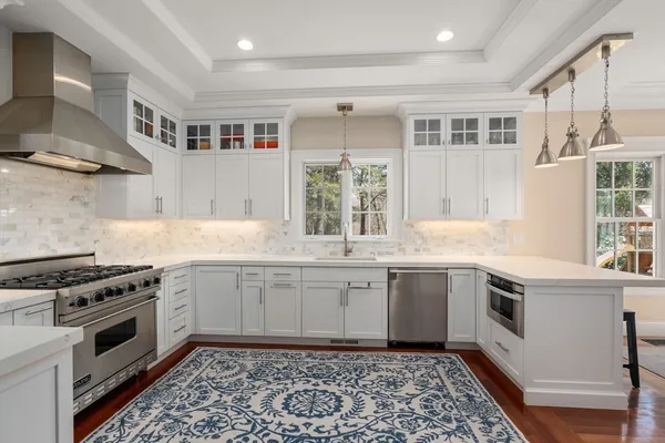 $2,695,000 | 64 Oak Street, Weston, MA 02493
