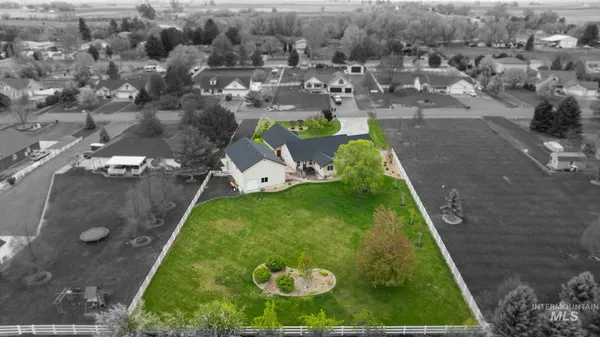 $770,000 | 2520 East 3707 North, Twin Falls, ID 83301