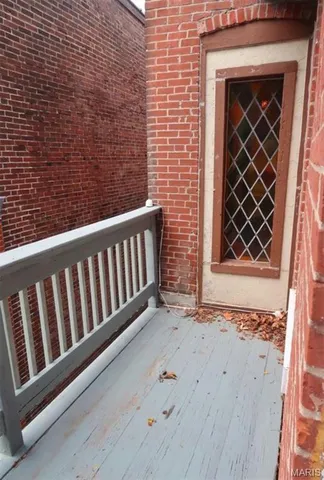 $2,100 | 1204 MacKay Place, St. Louis, MO 63104