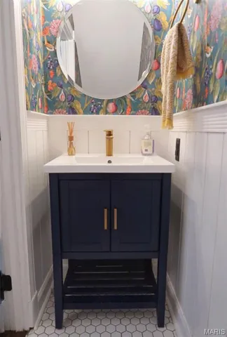 $2,100 | 1204 MacKay Place, St. Louis, MO 63104