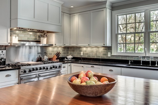 28 McCall Road Winchester, MA 01890 - Photo 11 of 30 Gallery Image 11