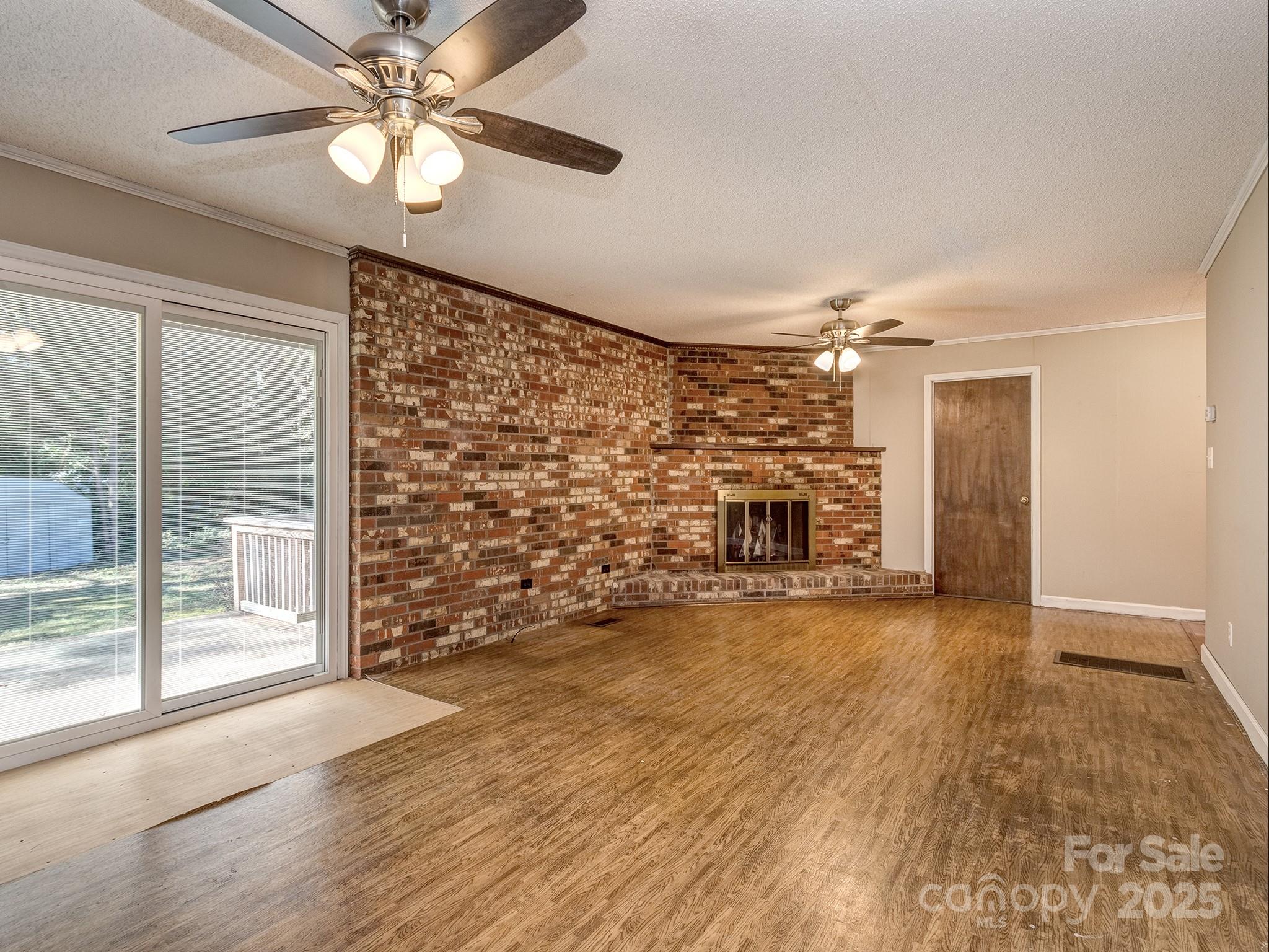 409 West Lewis Road Dallas, NC 28034 - Photo 11 of 33 Gallery Image 11