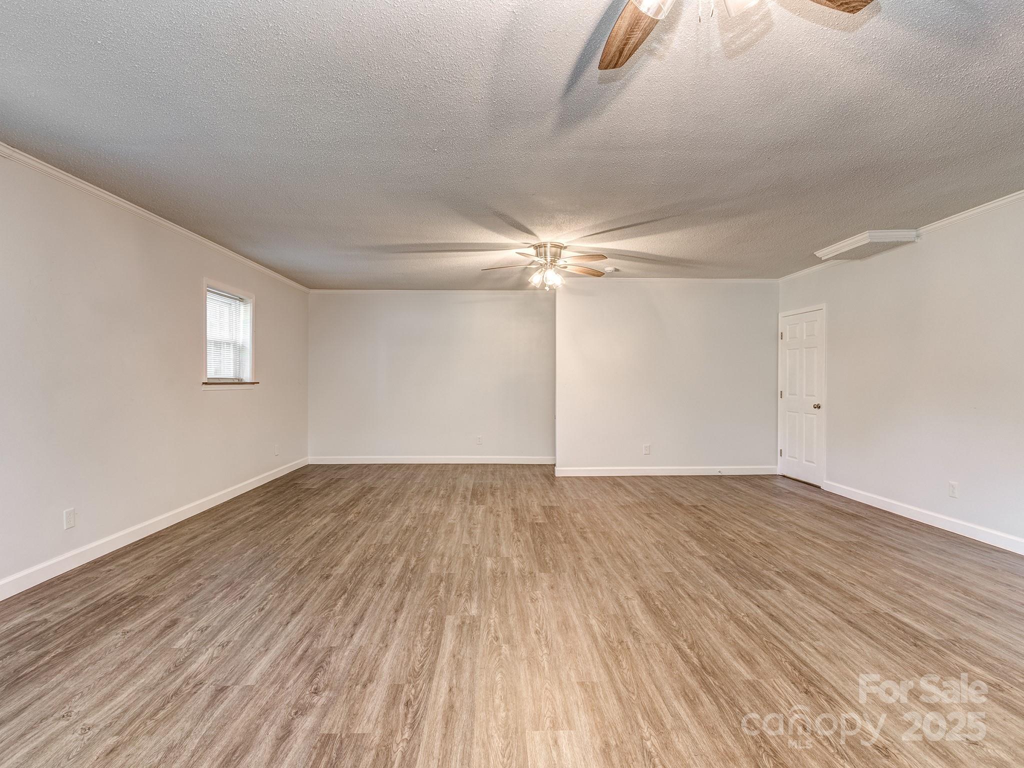 409 West Lewis Road Dallas, NC 28034 - Photo 25 of 33 Gallery Image 25