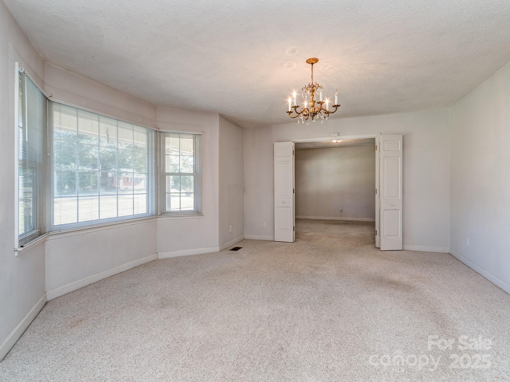 409 West Lewis Road Dallas, NC 28034 - Photo 9 of 33 Gallery Image 9