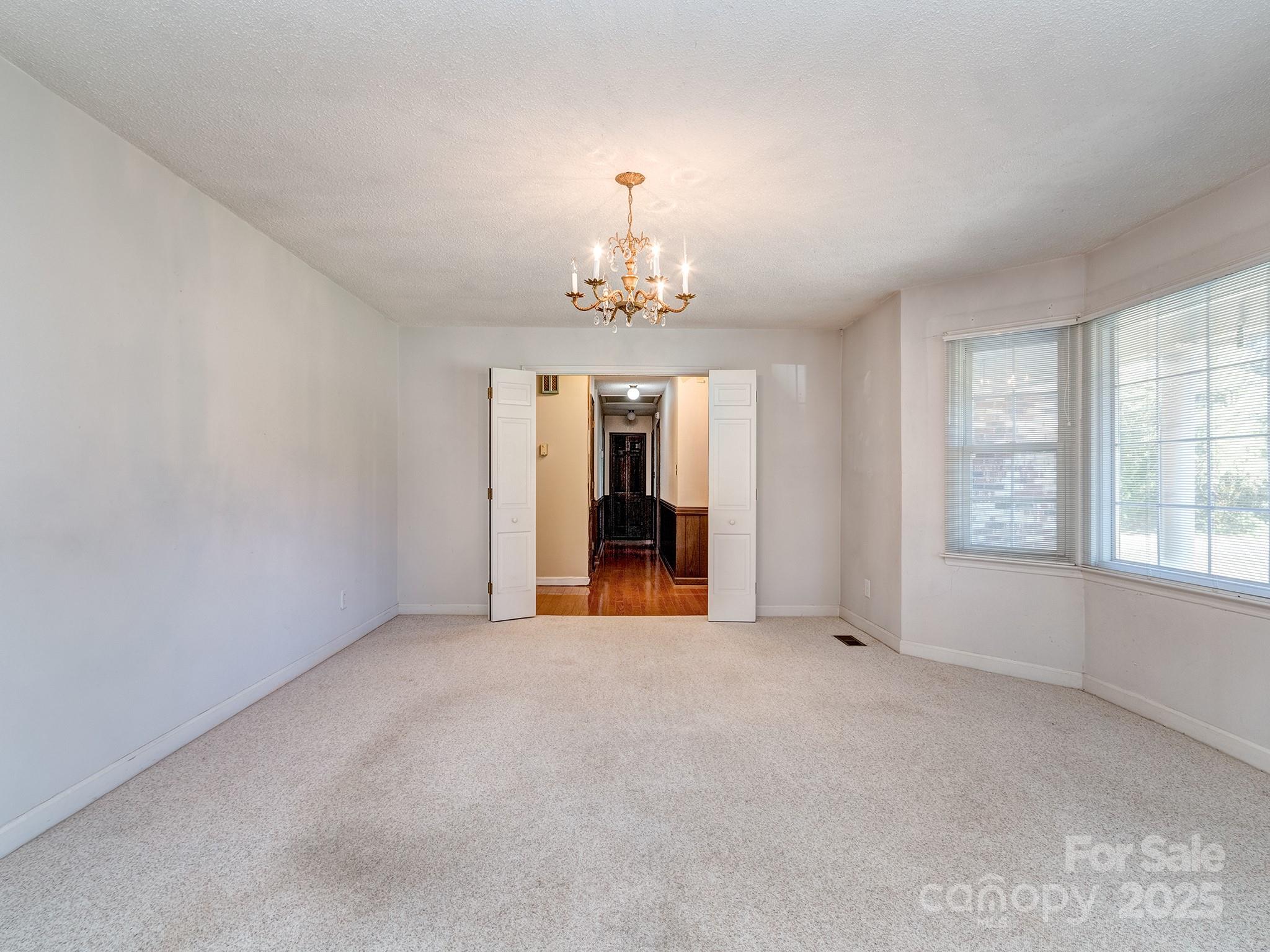409 West Lewis Road Dallas, NC 28034 - Photo 10 of 33 Gallery Image 10
