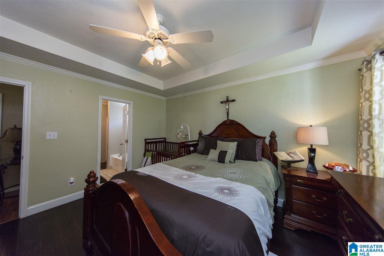 247 Carrington Lane Calera, AL 35040 - Photo 15 of 33