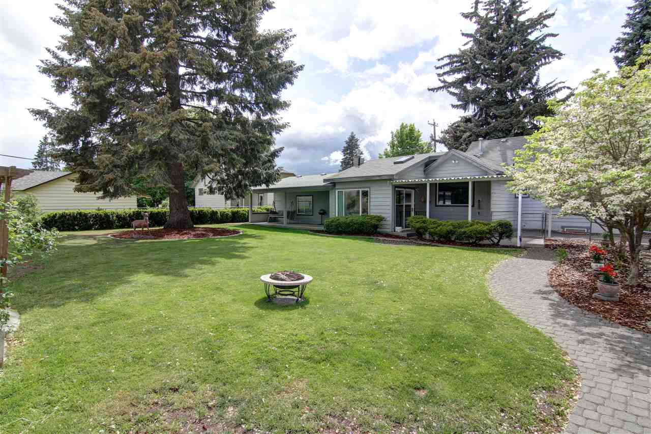 2812 North Center Road Spokane Valley, WA 99212 - Photo 4 of 20 Gallery Image 4