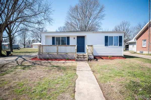 $150,000 | 704 South Taylor Avenue, Belle, MO 65013