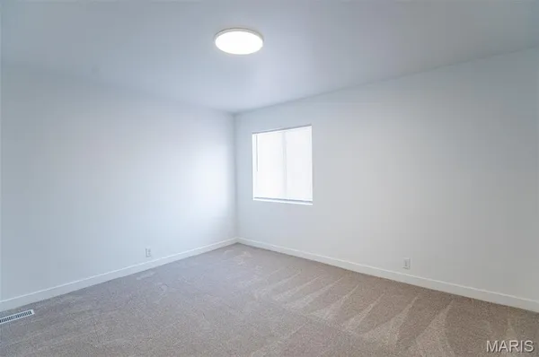 $150,000 | 704 South Taylor Avenue, Belle, MO 65013