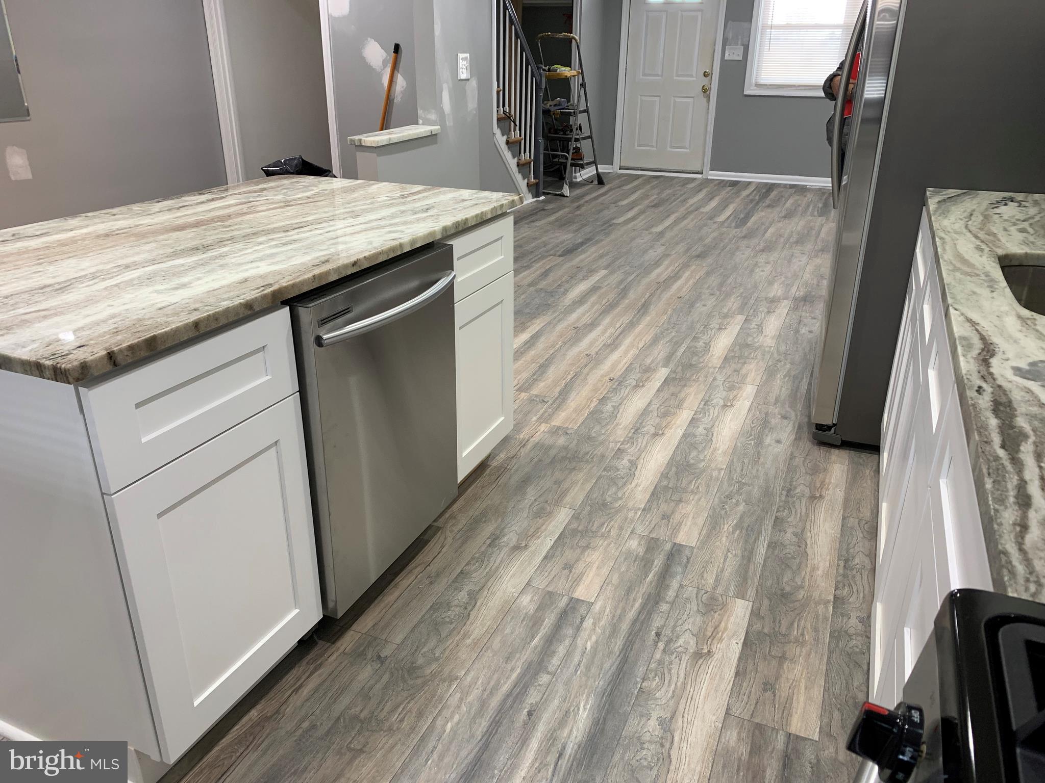 8182 North Boundary Road Baltimore, MD 21222 - Photo 8 of 26 Gorgeous Flooring