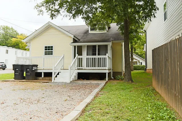 $1,600 | 200 A Richardson Avenue, Murfreesboro, TN 37130