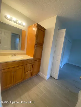 $2,000 | 624 Casa Grande Drive, Melbourne, FL 32940