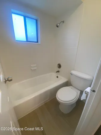 $2,000 | 624 Casa Grande Drive, Melbourne, FL 32940