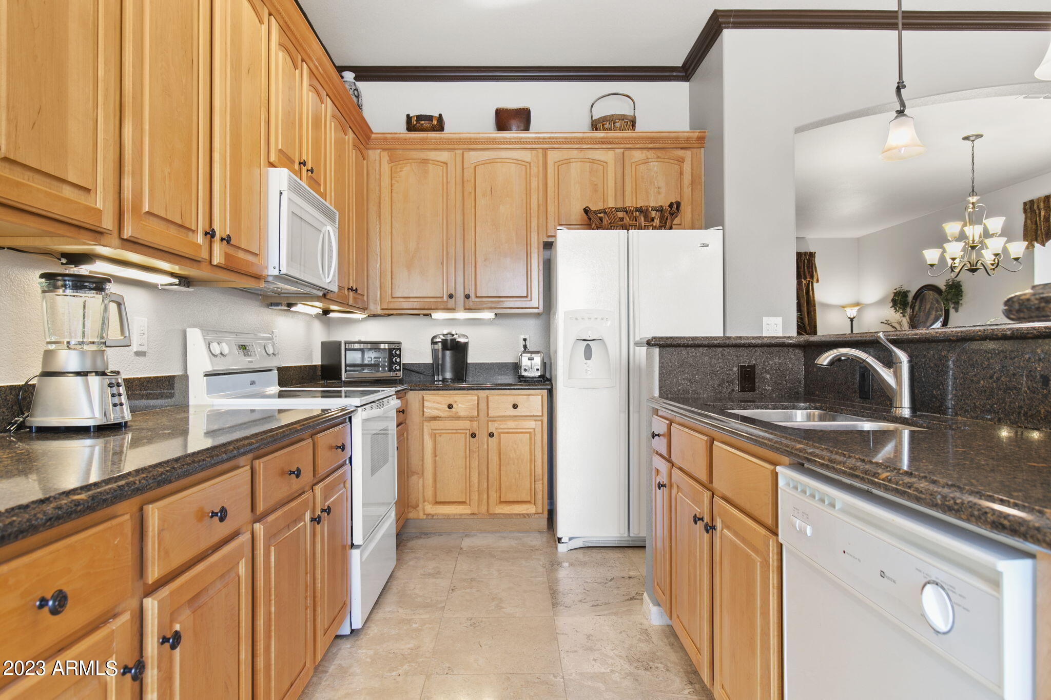 4202 South Strong Box Road Gold Canyon, AZ 85118 - Photo 21 of 59 19-web-or-mls-4202-s-strong-box-rd